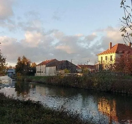 Vakantiehuis Maison Gabriel - Jacuzzi Pogny